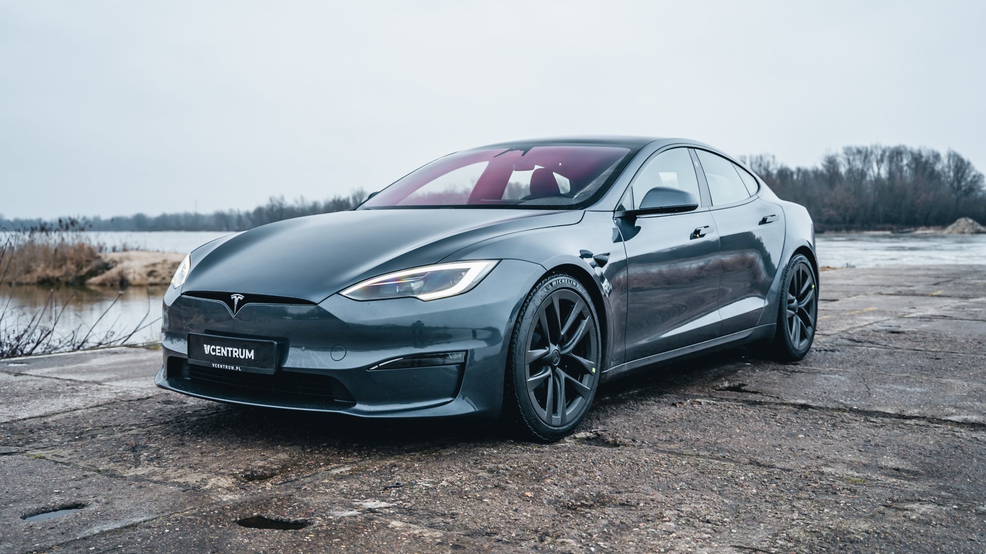 Tesla S Plaid