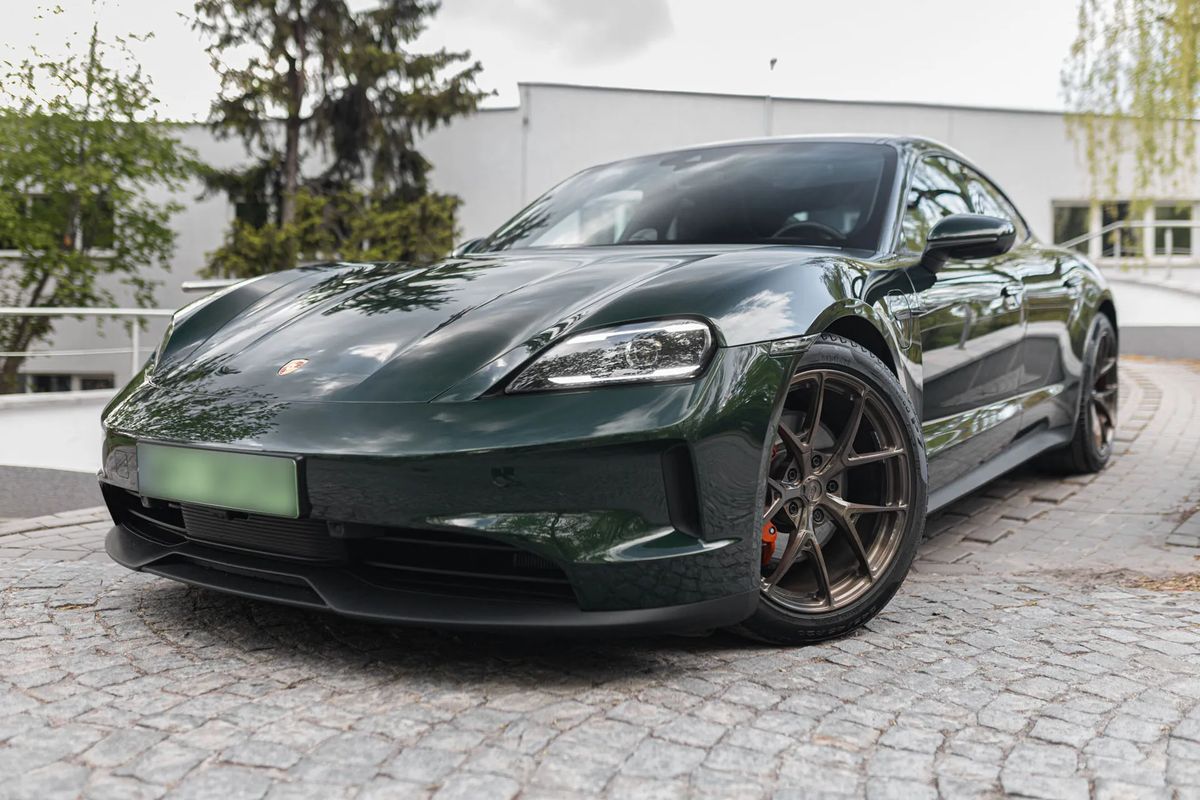 Porsche Taycan